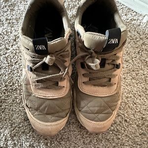 Zara Brown Sneakers